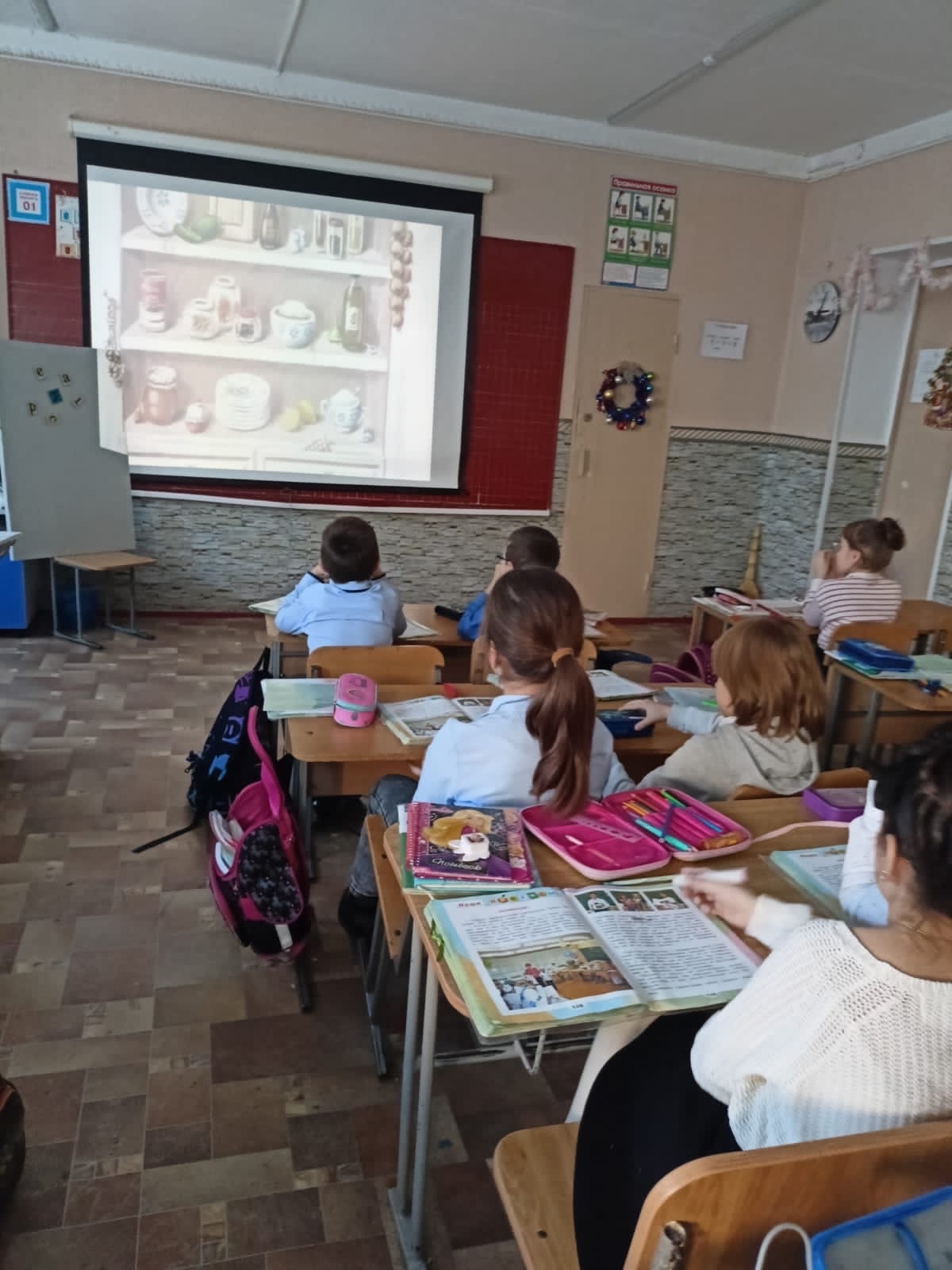 Занятия кружка &amp;quot;Город мастеров&amp;quot;.